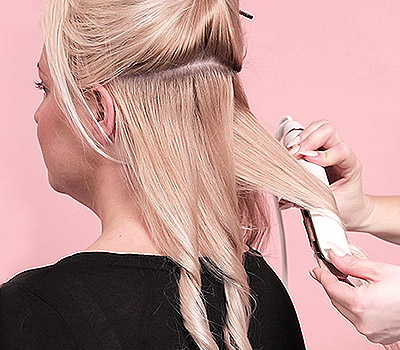 Kr&oslash;ll h&aring;ret med Philips rettetang