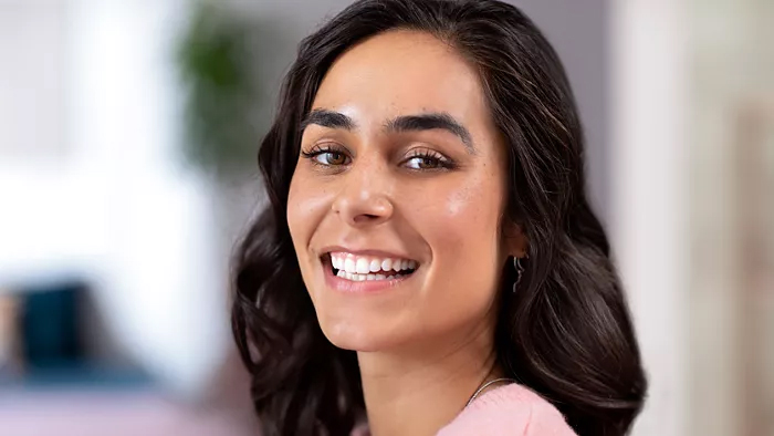 Rengj&oslash;ring mellom tennene